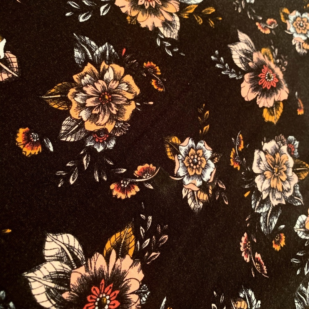 Juniors Mudd Black Flower Dress - Picture 6 of 7